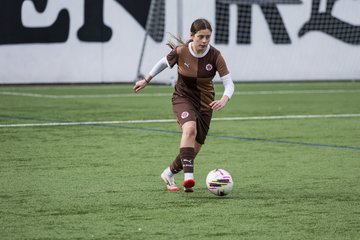 Bild 52 - wBJ FC St. Pauli - Walddoerfer SV : Ergebnis: 3:4